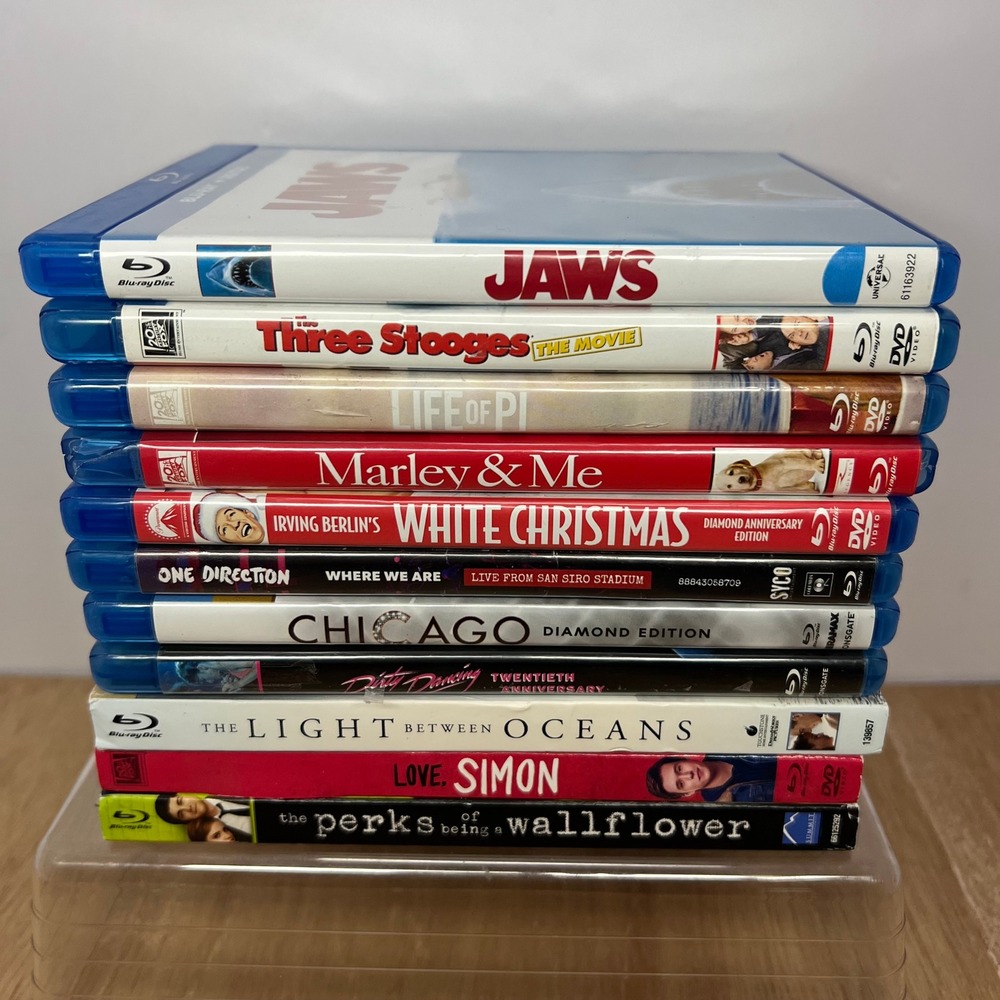 Mixed Blu-ray Movie Lot 11 Titles Jaws Chicago White Christmas Dirty Dancing DVD
